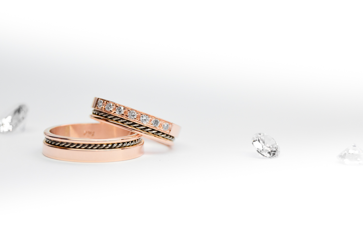 Alianzas de casamiento HM17T Oro 18K valor del par - Imagen 2