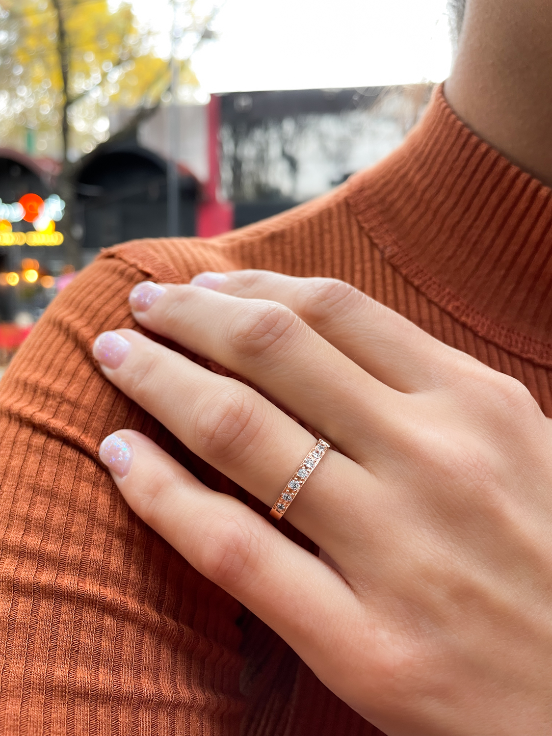 Anillo de compromiso Essenza white Oro 18K - Imagen 2
