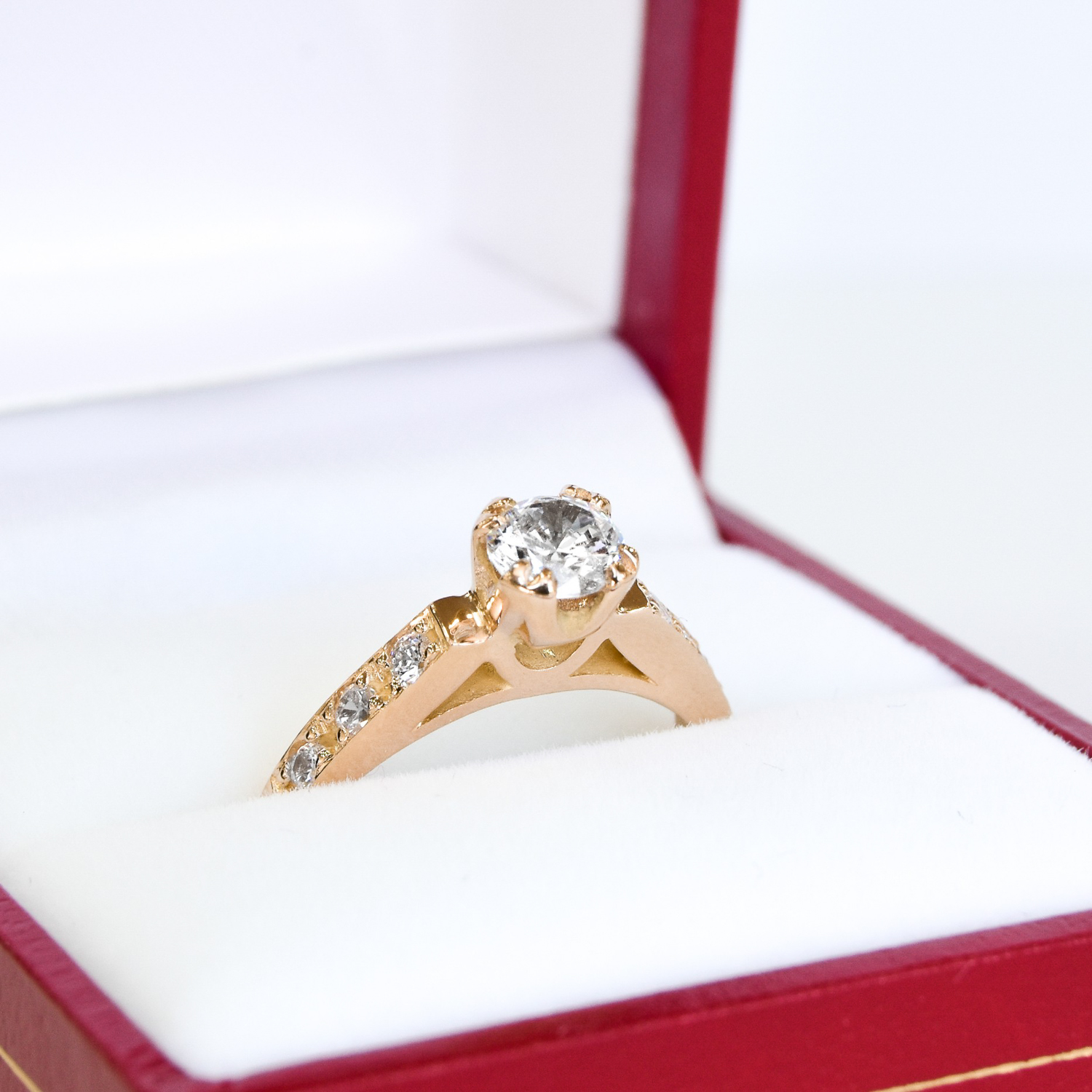 Anillo de compromiso A6 Oro 18K