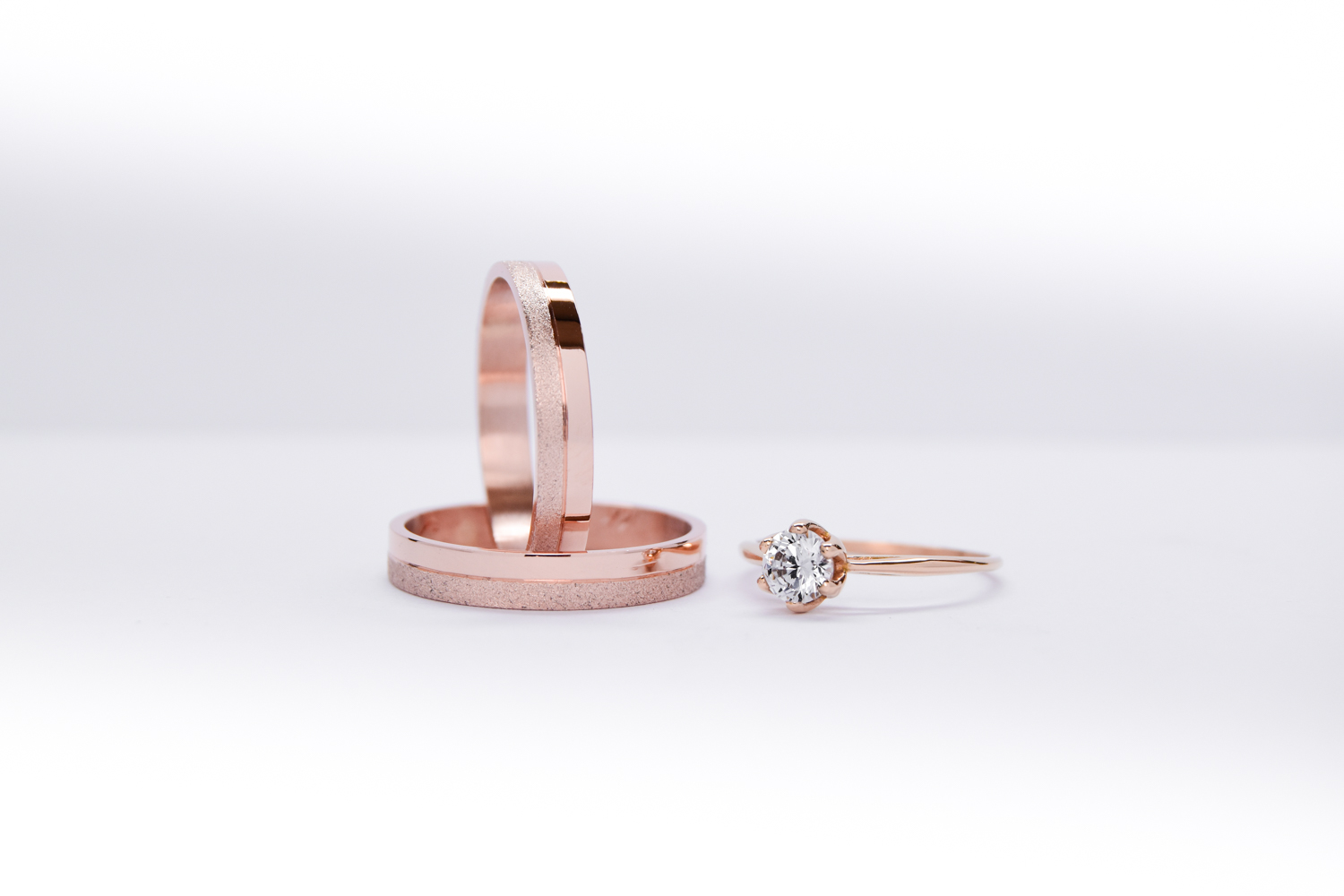 Alianzas de casamiento Medio Satinado + Anillo HM2 Oro 18K valor del conjunto - Imagen 2